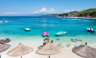 Hartohen protokollet për turizmin në Shqipëri