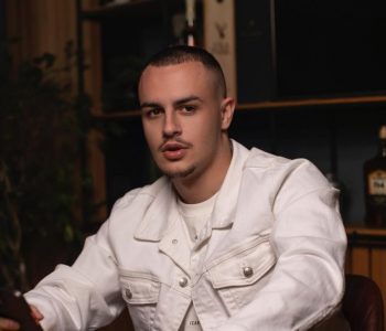 Don Xhoni e bën veprimin e “papritur” për këngën e Ledrit dhe Majkut