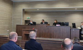 Supremja ia vërteton dënimin me burgim të përjetshëm ish-policit që vrau të riun në Suharekë