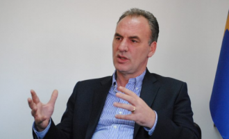 Limaj: Osmani kaloi kompetencat në shkarkimin e Valdete Dakës