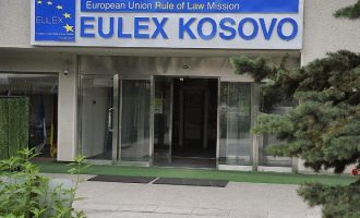 Ish-ministri: Kurti dikur rrotullonte xhipat e EULEX-it, tash nuk dëshiron t’i dëgjojë padrejtësitë e tyre