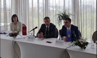 Nënshkruhet marrëveshja për heqjen e sigurimit kufitar midis Kosovës dhe Malit të Zi