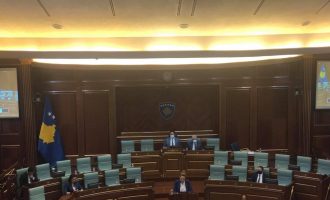 Pozitë e opozitë: Mungojnë punëtorët e kualifikuar, të shkolluarit s’i përmbushin nevojat e tregut