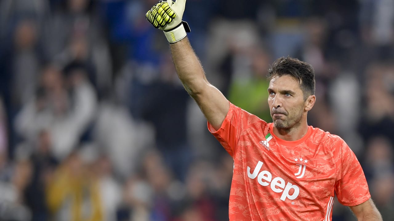 Buffon refuzoi Barcelonën?