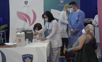 73 persona kanë marrë dozën e dytë të vaksinës anti-COVID