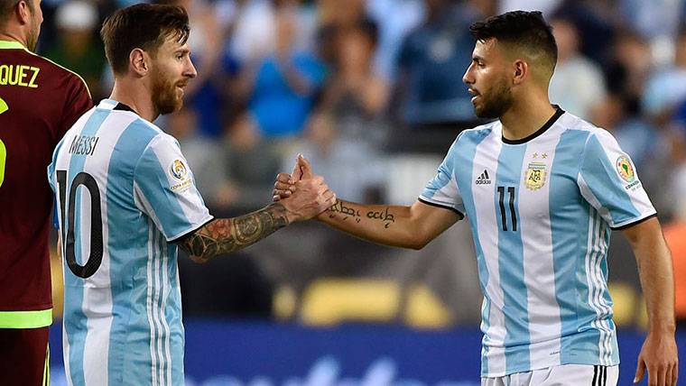 Shoqëria Messi-Aguero e cila i mbijetoi viteve