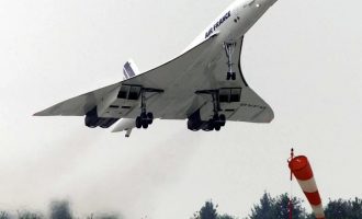 Katër të vdekur nga përplasja e aeroplanit në Rusi