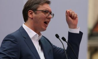 Publikohen pamjet nga përleshja mes Vuçiqit dhe Jeremiqit-“Hajde dalim jashtë”