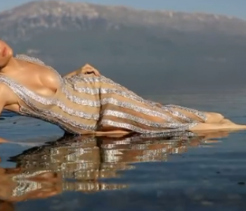 Xhensila – më në fund – zbulon se me çka po merrej