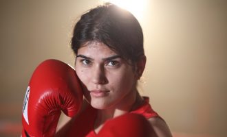 Hedhet shorti, me këtë boksiere do të përballet Donjeta Sadiku në Lojërat Olimpike