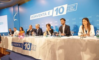 Konventa e PDK-së për zgjedhjen e kryetarit të ri po vazhdon pa prezencë të mediave