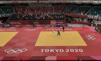 Akil Gjakova mposhtet në çerekfinale, mbetet në garë për medaljen e bronztë