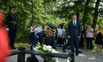 Kurti nderon Enver Zymberin në 10-vjetorin e rënies në krye të detyrës