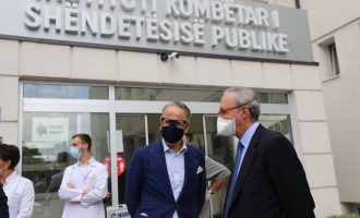 Arrijnë rreth 183 mijë doza të vaksinës “Astra Zeneca” nga Norvegjia