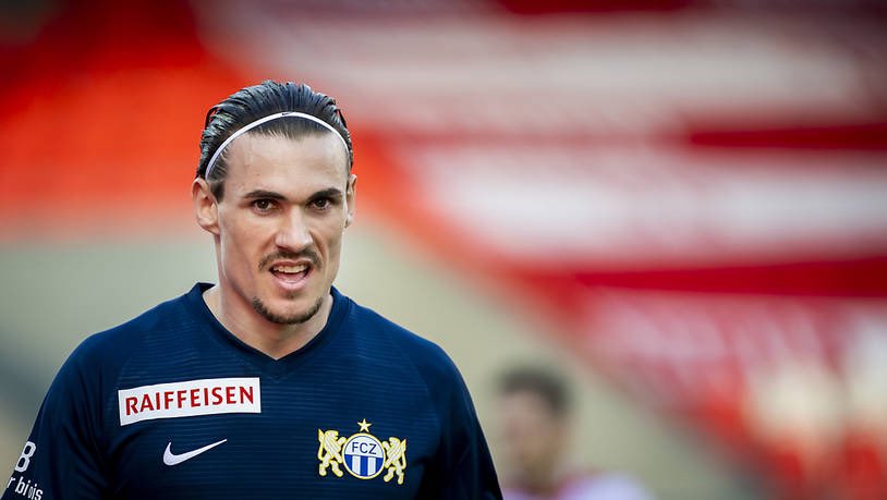 Benjamin Kololli prezantohet si lojtar i ri i klubit japonez, Shimizu S-Pulse