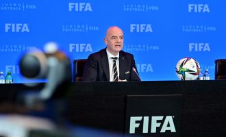 FIFA po punon të bëj disa ndryshme të mëdha në futboll