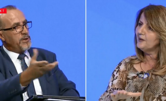 Haxhiu: Kollçaku ka kërkuar nga institucionet shëndetësore të mos përgjigjen në email-at e deputetëve