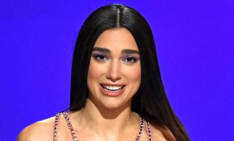 Dua Lipa e lumtur për suksesin e Nora Gjakovës: Edhe një e artë