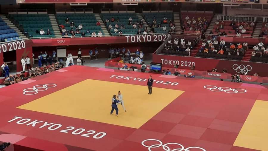 Nora Gjakova hyn në zonën e medaljeve