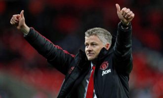 Ole Gunnar Solskjaer vazhdon kontratën me Manchester United