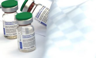 Rusia nuk e njeh vaksinën ‘Sputnik V’ që merret në Serbi