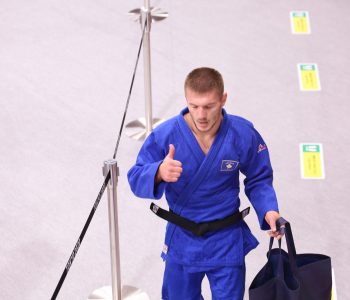 Akil Gjakova mbetet pa medalje, mposhtet në garë për të bronztën