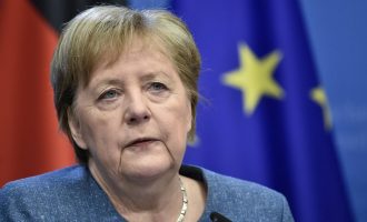 Merkel sot feston ditëlindjen, kaq vjet mbush ajo