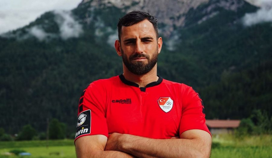 Mërgim Mavraj bëhet me skuadër të re