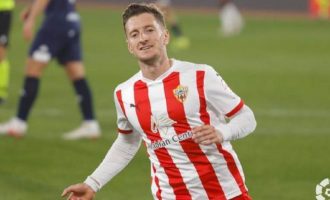 Mbrojtësi shqiptar, Ivan Balliu nënshkruan me klubin e La Ligas