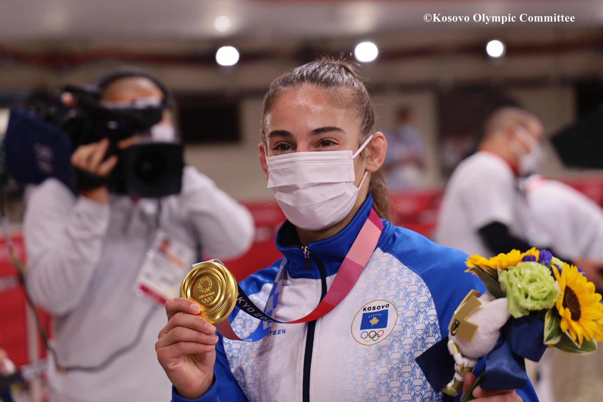 Nora Gjakova falenderon Majlinda Kelmendin