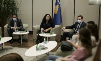 Osmani, Konjufca e Kurti pritën të mbijetuarit e aksidentit, u sigurojnë përkujdes institucional