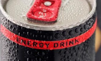 VV paralajmëron se do të ua ndalojë fëmijëve përdorimin e pijeve energjike