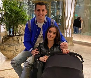 Pas ribashkimit, Granit Xhaka në pushime me familje