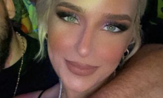 Tea publikon fotografinë e parë me të dashurin e ri