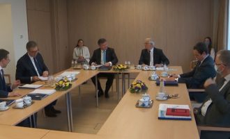 Nis takimi mes Kurtit dhe Vuçiqit në Bruksel