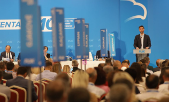 Uran Ismaili hap konventën me porosinë që Kadri Veseli ua kishte thënë delegatëve të PDK-së