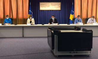 Kurti: S’e kemi luksin të gabojmë e eksperimentojmë, është momenti i fundit të ballafaqohemi me të kaluarën