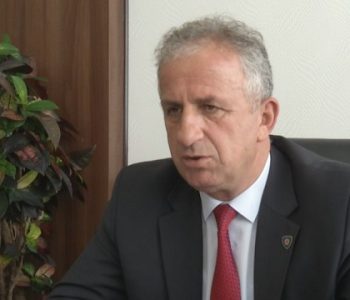 Kryetari i Suharekës nuk merr pjesë në takimin me Kurtin: E zbatoj çdo vendim të AKK-së
