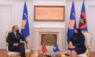 Norvegjia e vlerëson vendimin e Kosovës për t’i strehuar afganët