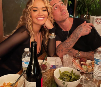 Rita Ora planifikon martesën me Taika Waititi-n