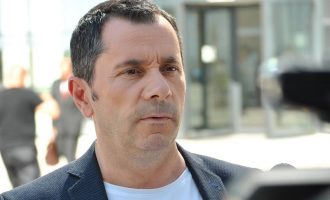 Tom Gashi: Marrëveshja e Brukselit nuk vlen në rastin e Todosijeviçit