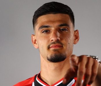 Armando Broja zyrtarizohet te Southampton