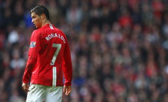 Cristiano Ronaldo duhet të presë për prezantimin e tij te MAN UTD, shkak efekti “Brexit”