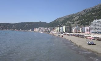 Pushuesi nga Kosova vdes në plazhin e Shëngjinit