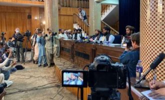 Talebanët thonë se duan paqe: Do të respektojmë të drejtat e grave sipas sheriatit