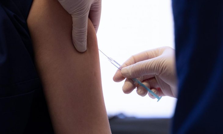 MSH vendos që qendrat e vaksinimit të jenë të hapura edhe të shtunën