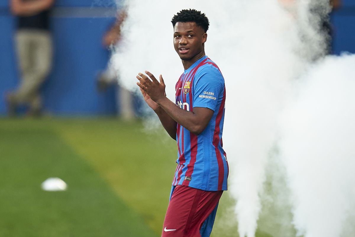 Ansu Fati, “rrëmben” numrin legjendar të Barcelonës