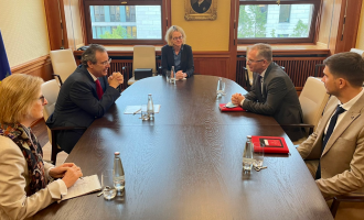 Para takimit në Bruksel, Bislimi diskuton me diplomatin gjerman