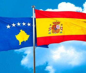 Mediumi spanjoll: Spanja synon të dërgojë refugjatët afganë në Kosovë, njohja – e mundshme të jetë pjesë e marrëveshjes