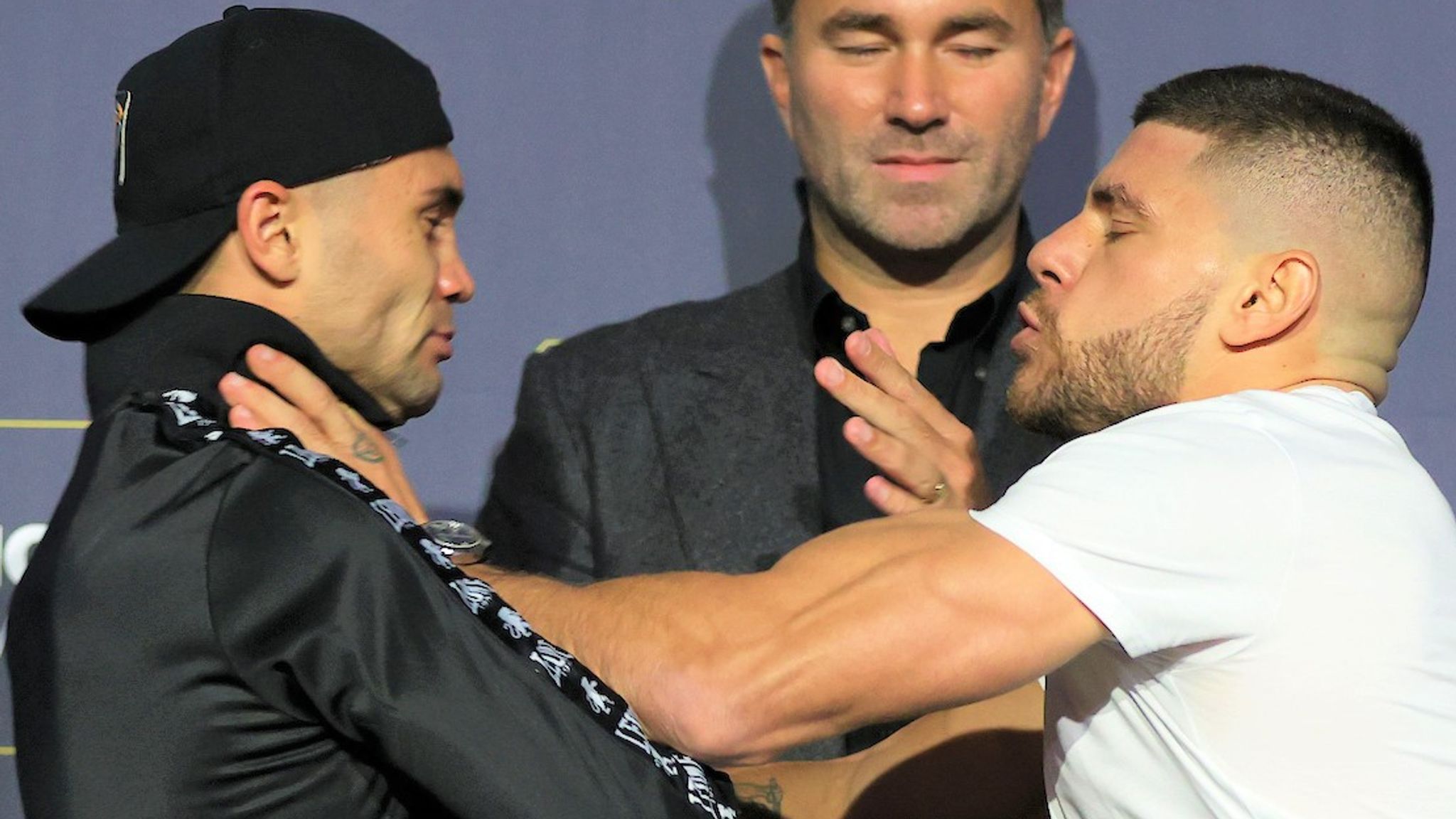 Meçi i Florian Markut mund të dështojë pa dalë në ring